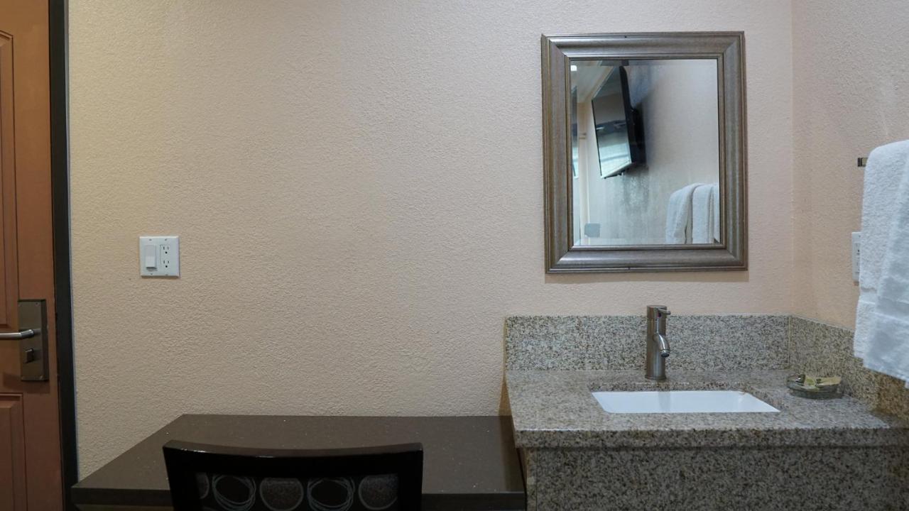Holly Crest Hotel - Los Angeles, Lax Airport Инглвуд Экстерьер фото