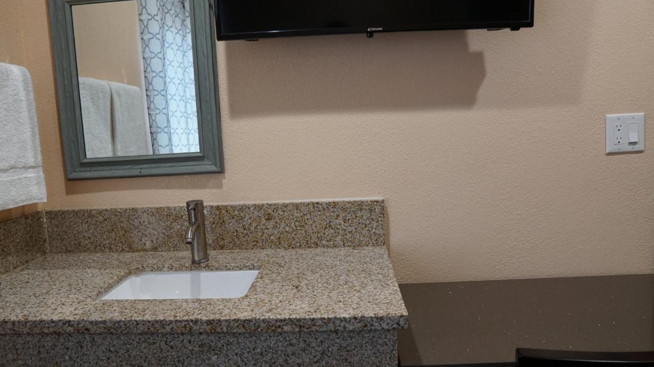 Holly Crest Hotel - Los Angeles, Lax Airport Инглвуд Экстерьер фото