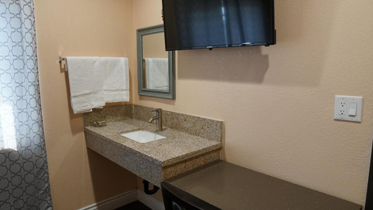 Holly Crest Hotel - Los Angeles, Lax Airport Инглвуд Экстерьер фото
