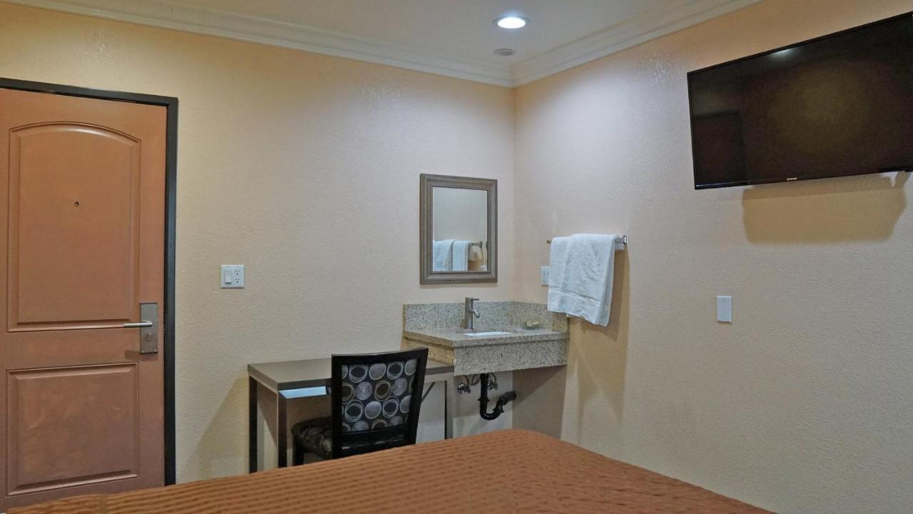 Holly Crest Hotel - Los Angeles, Lax Airport Инглвуд Экстерьер фото